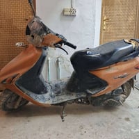 دراجه للبيع سرعتها 140 شغاله محتاجه ترتيبات بسيطه  سعرها 150 077479960...