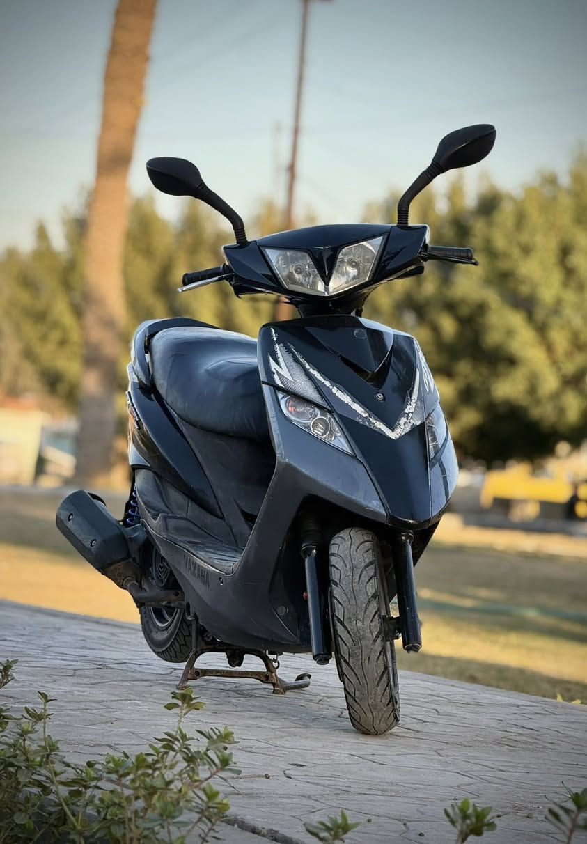 ماكس ثعلب الدراجة جديدة كلش وبلادية من التاير لتاير مابيهة اي نقص ونص نكرة بكل وكت شلعة معدل كهربائيات كيجات بريكات كلهة فول الدراجة كفالة عامة من كلشي جيب فيتر افحص وديهة وين ميعجبك افحص  ماكو مشكلة اوراق كاملة وكو فديو لدراجة هم مصور الدراجة داير مداير ولكور ولمكينة من جوة وكلشي موضح بلفديو تراسلني واتساب ادزة الك السعر 650 مكاني بغداد البياع 
***********
