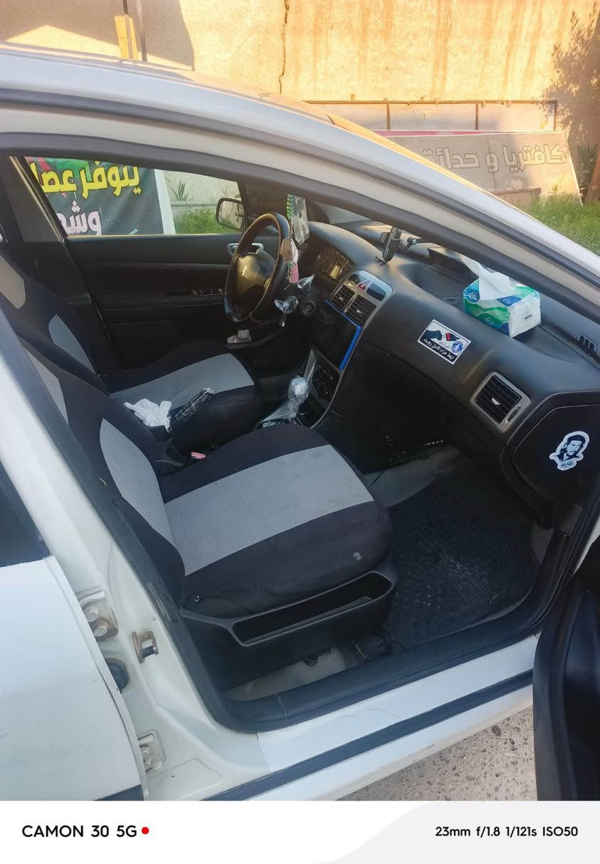 بيجو موديل 2004 رقم نكليزي شرط تحويل بسمي كير محرك شرط فحص كهربائيات كلها شغاله السياره فول نضافه مامتعوبه تبريد ثلج ❄ بيها باب الخلفي وقبق بانزين السياره رايدها 55 وبيها مجال مكاني صلاح الدين تكريت

+964 776 584 4220 بيجي, صلاح الدين
