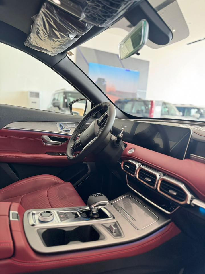 سلام عليكم اخوان جيتور X70 السياره كفاله عامه ماشيه 30 الف السعر 175 وبيهة مجال ***********
