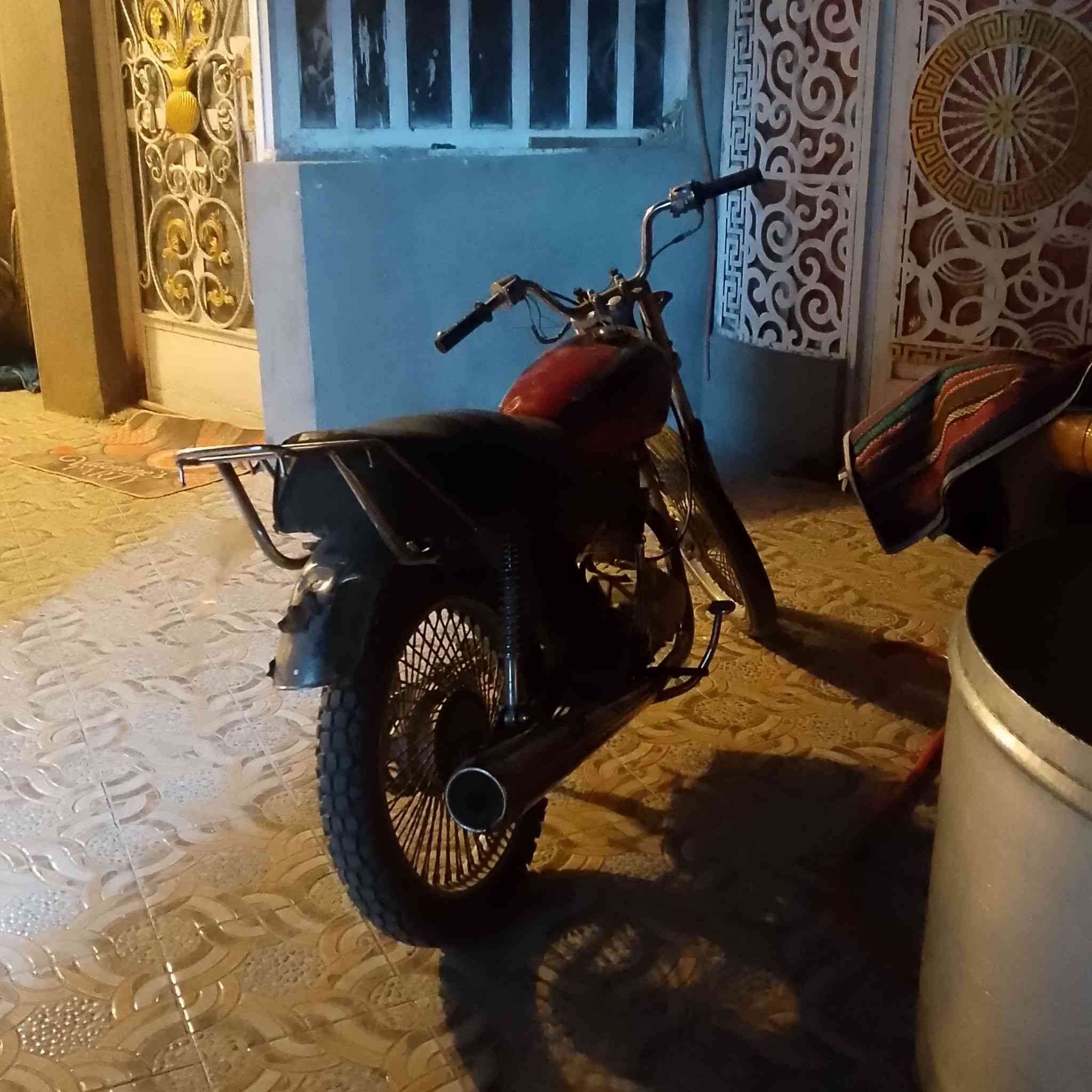 سلام عليكم 
دراجه نامه اصلي
الشاصي برو 2020
التعميره 2024
اوراق اصولي كامله بوجهك للترقيم
الدراجه تعبانه شويه كشكل 
سعر الدراجه 450الف
مكان شطره شارع المعلم
للتواصل ***********
