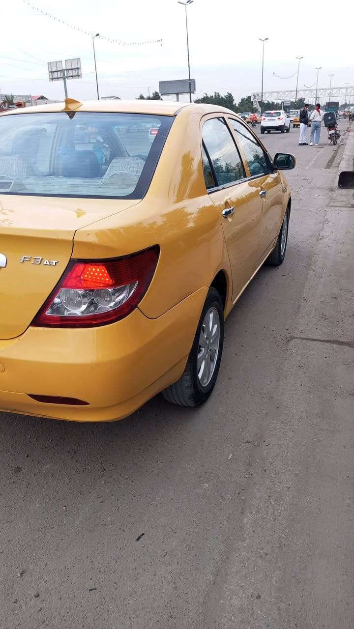 السلام عليكم
للبيع بي واي دي اف 3 كير محرك  مسيبوشي بلادي  اوتوماتيك   رقم بغداد الدولي باسمي  مصفره هيئه وغرامات كير محرك  مكفووول  صدر نضيف  امامي خلفي  شاشه كامره خلفيه  سياره بيها صبغ جاملغ خلفي  ايمن بدون ضربه وصبغ ربع لباب خلفي خلف السائق ولباقي مكفول وفديو توضحي داخل المنشور  السعر 58 وبيها مجال بسيط  العنوان الدوره هوررجب قرب لمستوصف الصحي  *********** غير متواجد ع فيس
