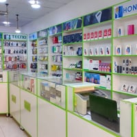 معروض للبيع فاترينات تركي ثقيل درجة اولى رفوف ارتفاع 2 متر ونص عمق 25س...