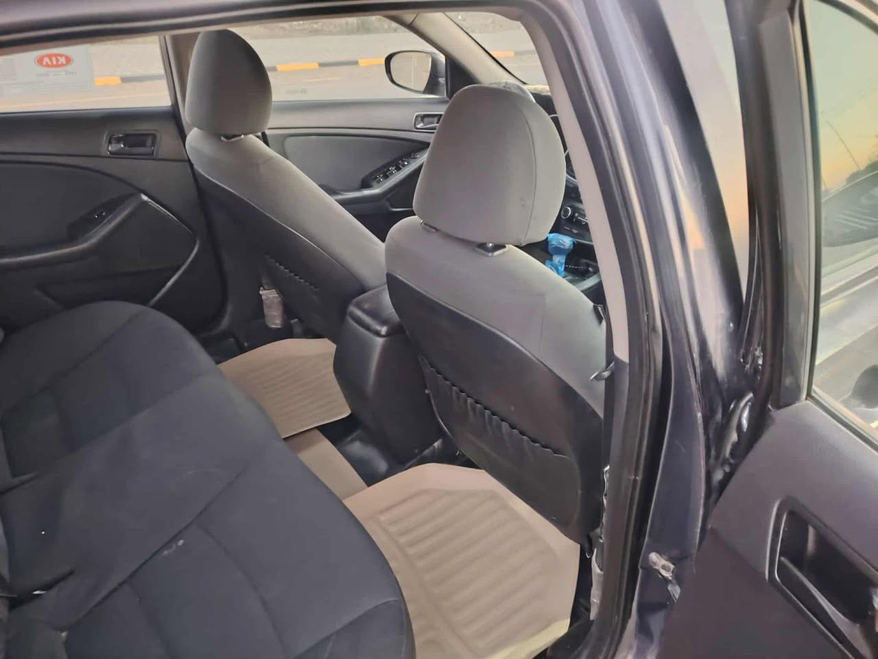 السلام عليكم 🫡 
اوبتيما 2015 وارد امريكي سونار موضح في المنشور بيها قطع صبغ سياره جديده تخم تاير اشاير بالمري رقم واسط انكليزي تحويل مُباشر 
السعر 103$
***********
