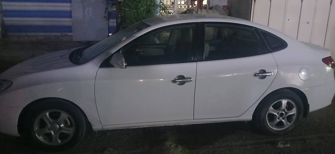 ١١بيه ٥قطع بسم كردي كير محرك حلوات تبريد شغال ١٦٠٠سعره ٩٠ بيه مجال مكاني نجف سياره حلوه وجاهزه مال شغل مابيه كل نقص كلشي شغال  ***********
