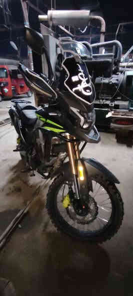 السلام عليكم دراجه دايوان ادفنجر 300 دراجه جاهزه وكامله من كلشي مناقصها شي رقمها اربيل  تحويل ثاني يوم كفاله عامه الدراجه فقط للبيع ما اروس سعرها ٣و٣٠٠ وبيها مجال حك الجية رقمي وتساب فقط
***********
