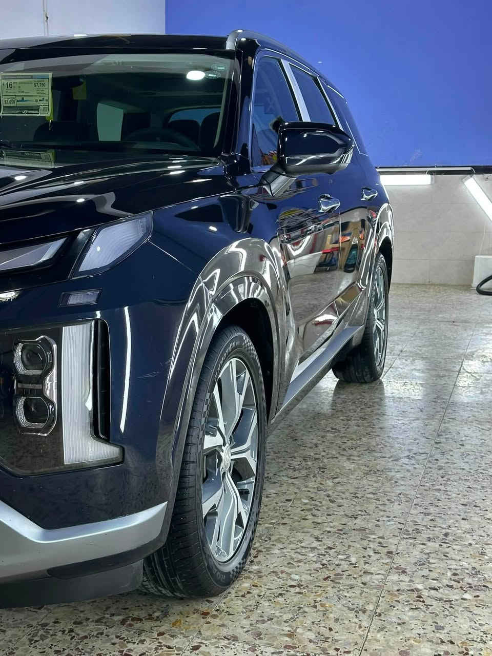سلام عليكم هونداي بلسايد 22سياره فول اعله فئه رقم اربيل جديد بيه اربع قطع كلير من امريكا ماشيه 100الف كلش جديده مابيه نقص برغي سعره 245وبيه مجال مكان كربلاء ***********
