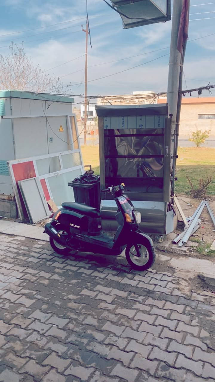 بوليس للبيع دراجه نضيفه السعر ٧٠٠وبيها مجال الرقم ***********
