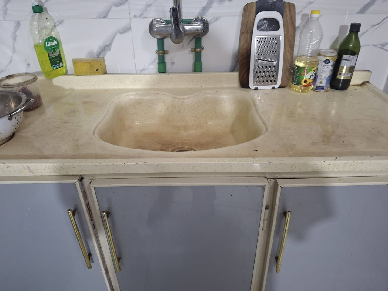 سنك للبيع نظيف ١٢٥ مرمرة مالته الاصليه الثقيله


**إذا كنت صاحب هذا الإعلان وتريد حذفه لأي سبب، رجاءا أرسل رسالة إلى الدعم الفني**