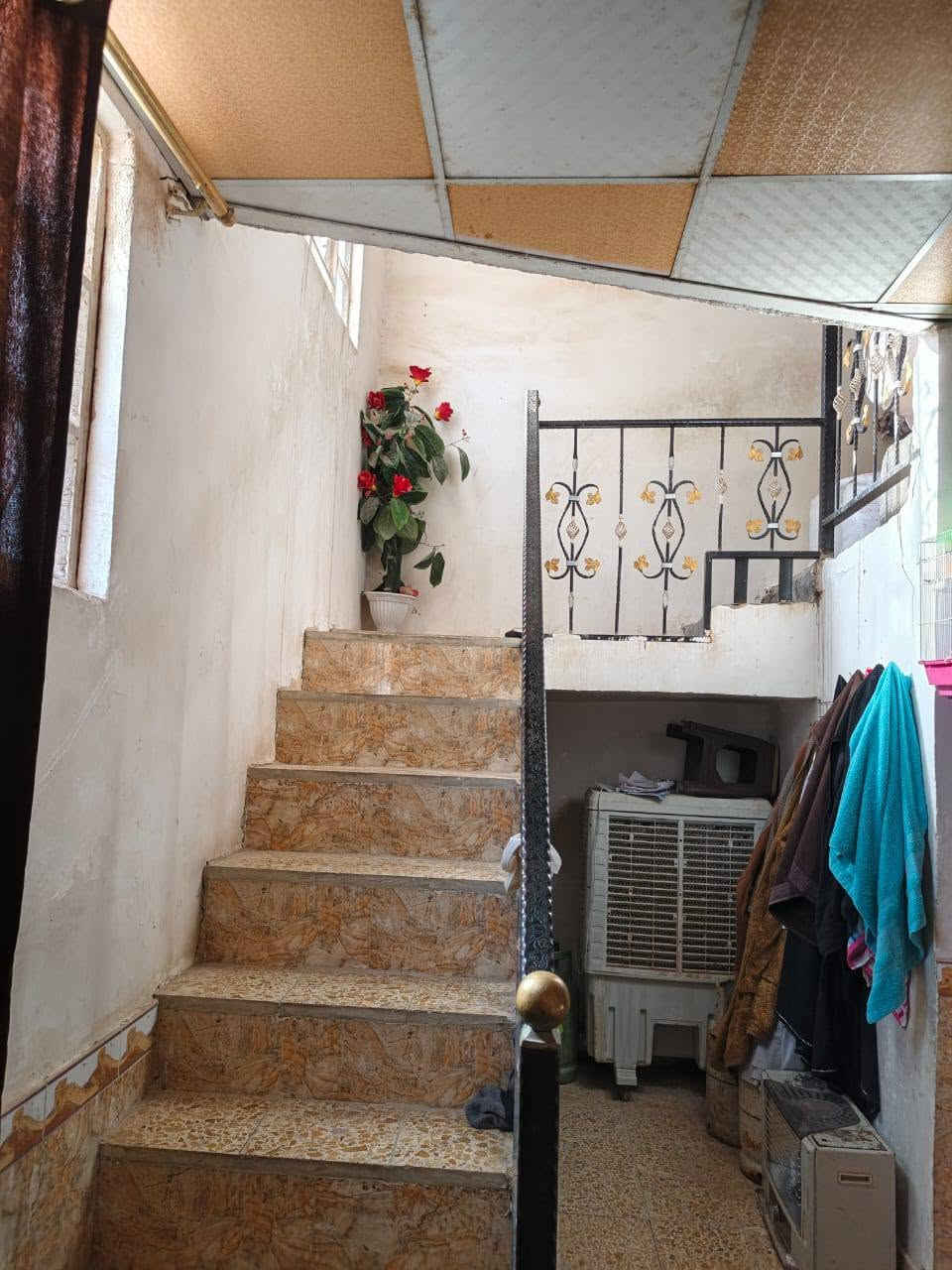 بيت البيع النداء منطقت 53 مساح 100متر ركن شارعين عشرين موقع مييز بيت اساس صب سقف شيلمان موقع نبيع رقم هاتف ***********
