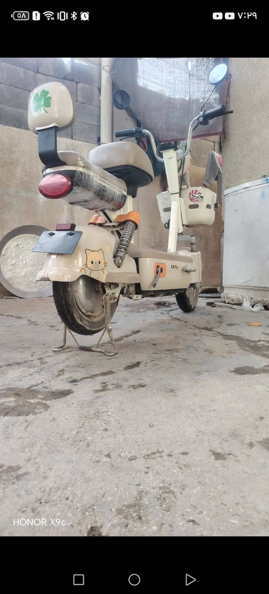 السلام عليكم دراجه شحن كهربائيه حجم ١٤ سعر 250قفل تعجبك خابر ماتعجبك لا تخابر رقم الهاتف ***********متواجد
