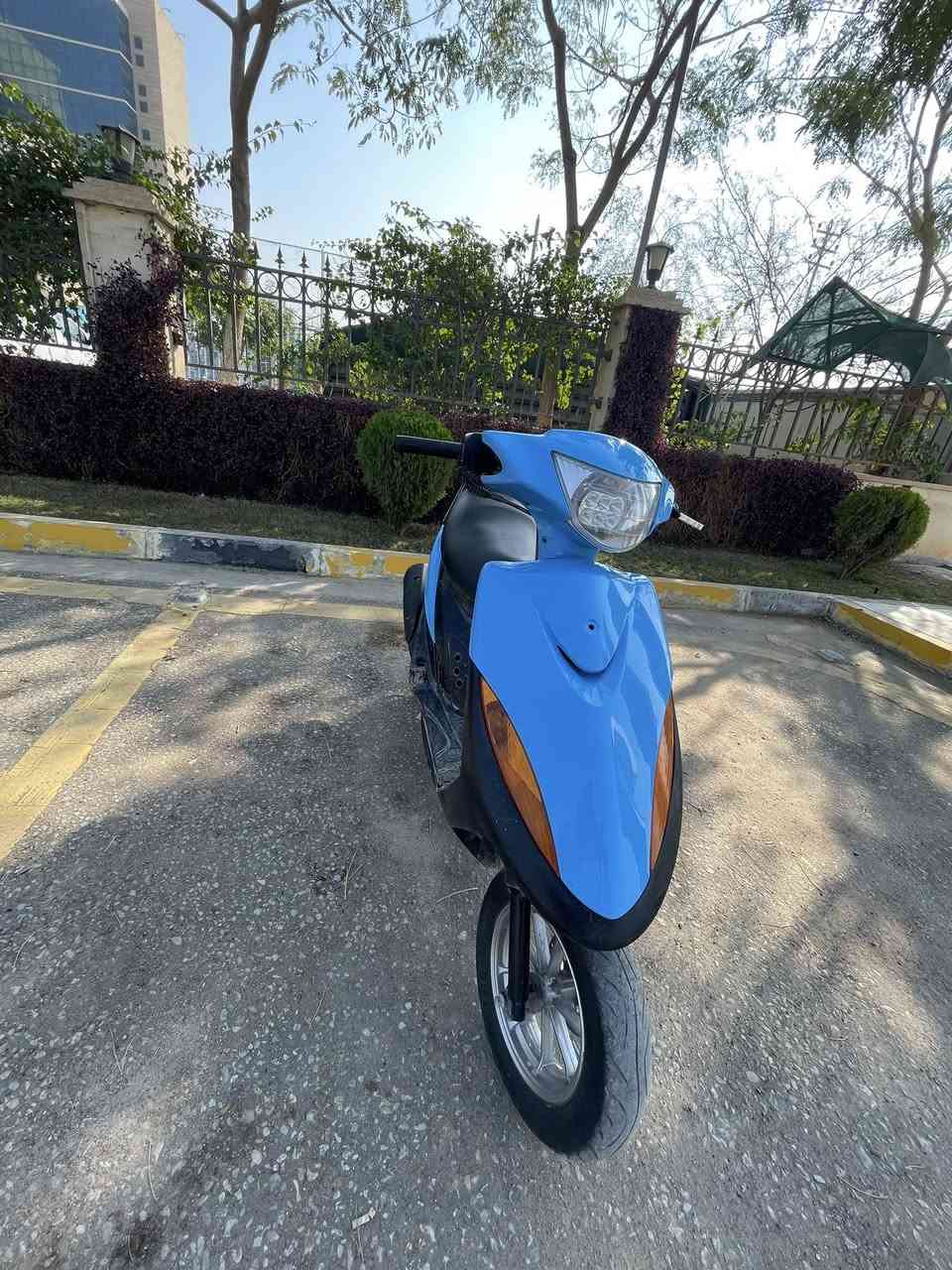 سلام عليكم مرخصت مدير لكروب ماكس عدلة بوشة 55مشيف نهضة فول نضافة كدامكم سعرهة ٦٠٠وبيهة مجال شراي صدك وميتعب مداراتة يمي ويدلل مكاني كربلاء طريق بغداد عامود ٦٠للستفسار رقم لهاتف ***********@
