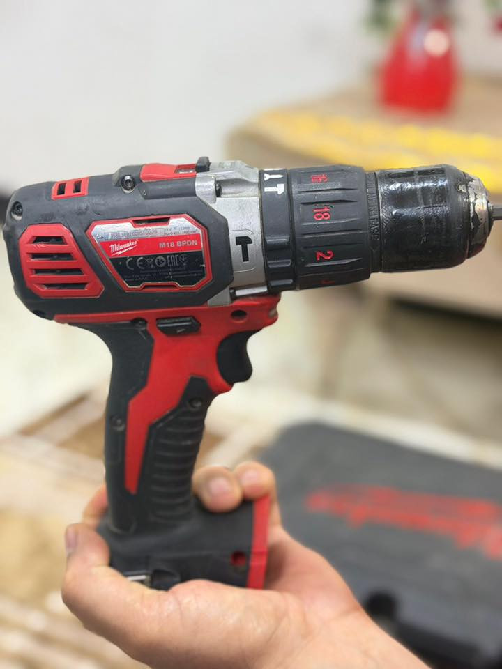 من رخصة الادمن المحترم ...
دريل للبيع اميركي المنشأ- اصلي - شرط .
دريل شحن همر٣ انظمة (فتح وشد ،وهمر وتثقيب ) عزم جدا قوي  سرعتين.....يثقب حايط حديد كونكريت مع بطارية وحدة ليثيوم وشاحنة  5 امبير وحقيبة.نظافه 85 بالميه استخدام منزلي عندي كان فقططط ...توصيل ما عندي. دريل  الحنايه وصاحب المهنه يعرون قيمتة الميلوكي الاميركي
 المكان كربلاء المقدسه....للتواصل وات ساب 

***********
