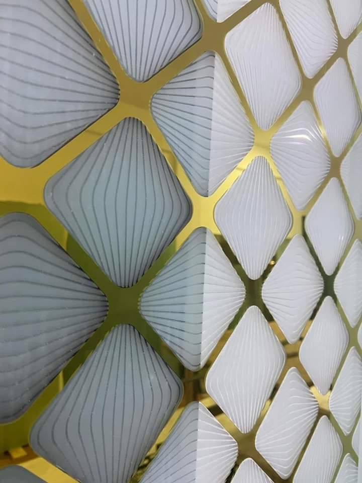 السلام عليكم أنواع الزجاج والمرايا
الشبابيك والأبواب  #بسعر الجملة  مع تنضيف وصبغ الشبابيك كافة مناطق بغداد #وتساب أو اتصل ***********
