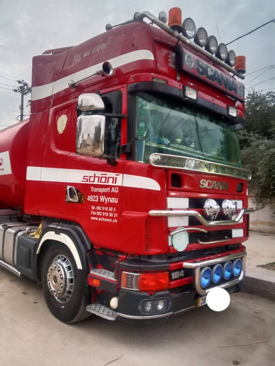 السعر 340 وبيها مجال 
السلام عليكم سكانيا صهريج للبيع موديل 2003 مكينه انجكتر خطين كير 900 تانكي حازم موديل 2017 جوبلس مزوج  تخم تاير تخم ويل كروم راس وعربانه حداديه جوبلسات كله جديد  طوناج جيبي اس تصريح أمني سنويه كله جديد  لاستفسار لاتصال ***********
