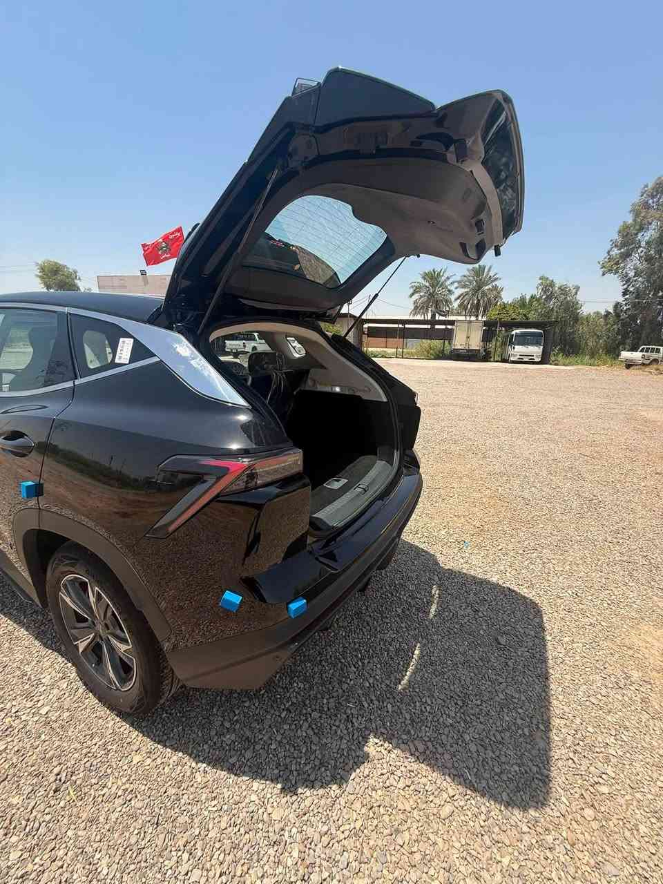 جيتور داشينك كومفورت ٢٠٢٦ 
زيرو ع وضع الشركة
ضمان وكاله هارلم
يرقم بغداد
اللون اسود 
٤ جام اوتو عند الاطفاء
تبريد قطعتين
تحكمات مقود جهتين 
شاشة ديجيتل 
كاميرا خلفية 
اشاير بالمري
كشنات رياضية
خمس احزمة امان
صرفية ممتازة 
دخول ذكي وتشغيل ذكي و تشغيل عن بعد
اضاءة امامية وخلفية LED
ويل ١٨ انج
وبسعر ممتاز
صاحب السيارة ‭***********‬       ***********
‭
