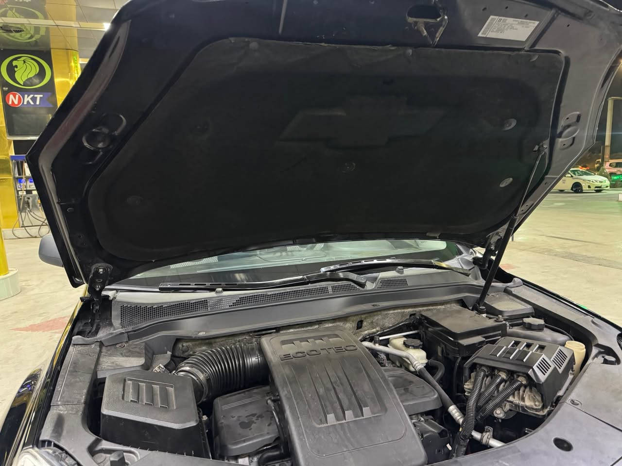 شۆفلیت ئیکنوکس 
مۆدیل2010
بئ بۆیاخ 
مەکینە 4بستۆن 
گیرومەکینە بەشەرت نەکراوەتەوە
سەنەوی تازەیە تا2030بەناوی خۆمەوەیە
سعر98وەرەقە کەمئ معامەلە
رەقەم موبایل*********** السليمانية, العراق
