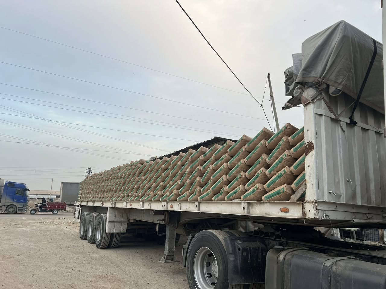 عربانه للبيع شاصي الماني دناكير 13 المانيات طول 12 ونص جوبلس برميل تخم تاير 11 كفاله عامه  ***********/*********** السعر 55 وبيها مجال مكاني بغداد
