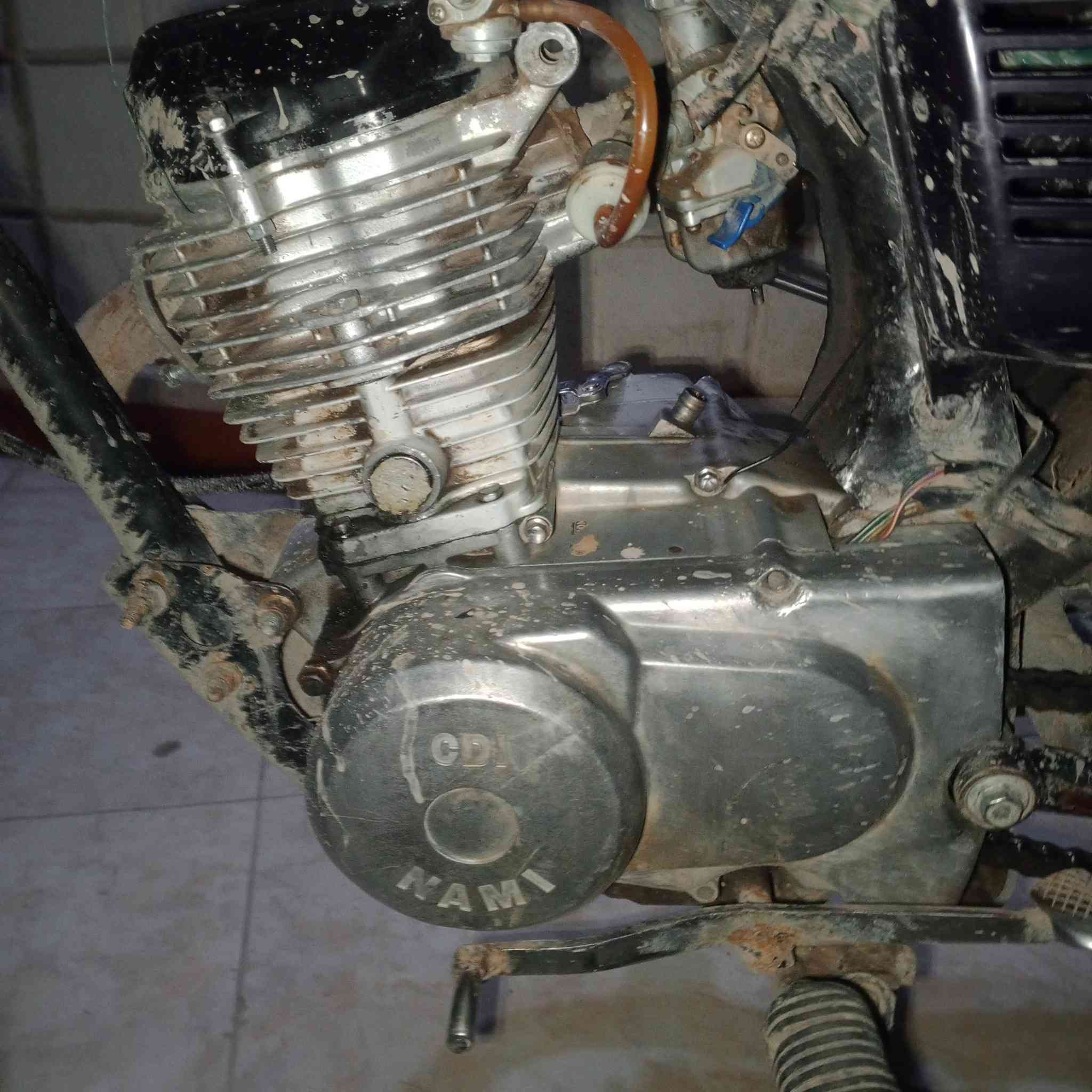 السلام عليكم ماطور 2019 محرك نظيف قدام عينك رايدو مراوس تايجر لو سيفان ايش عندك نزلى حتى لو انطي فرق ***********
