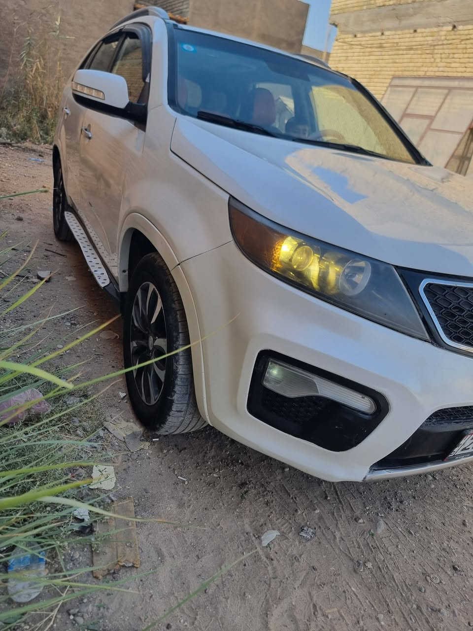 سلام عليكم من رخصه مدير الاكروب سعر 107  سورنتو موديل 13 فول واحد علا واحد للأخير أعلى شي رقم ديالى بسمي جديد تخم تاير كامل جديد بيها تجيه خفيف ومصبوغه حزام مكفوله شاصي لغد مكفول تبريد جديد صدر جديد تخم تاير ترايك للبصره مكينه 6سرندر7 راكب 3قطع تبريد بانرامه بصمه أبواب فول واحد علا واحد مكاني بغداد *********** سعر 107

