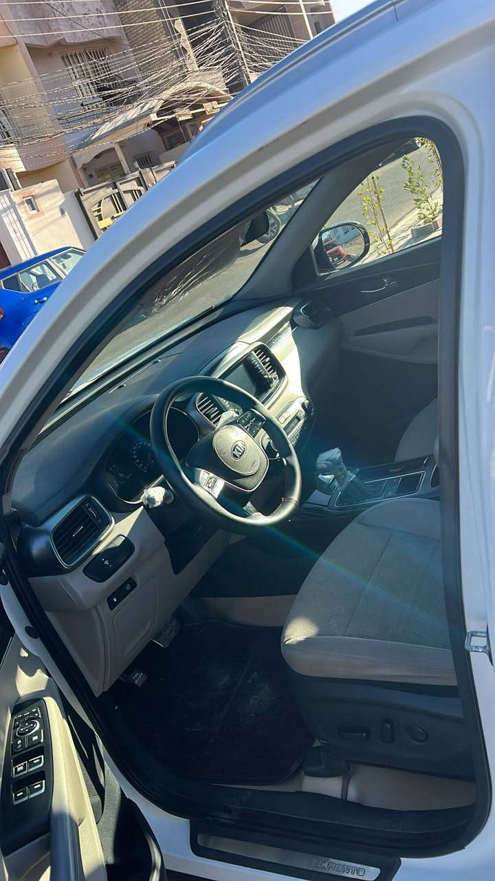 سلام عليكم ❤️
كيا سورنتو 2018 
بيه تكحيل كارت جاملغ امامي وبارد مكانين
موصفات 6سلندر بصمه كشن كهرباء جنطه كهرباء 
برده خلفيه 
رقم اربيل تحويل مباشر 
السعر ٢٢٨ وبيه مجال 
مكاني كربلاء.            ***********
