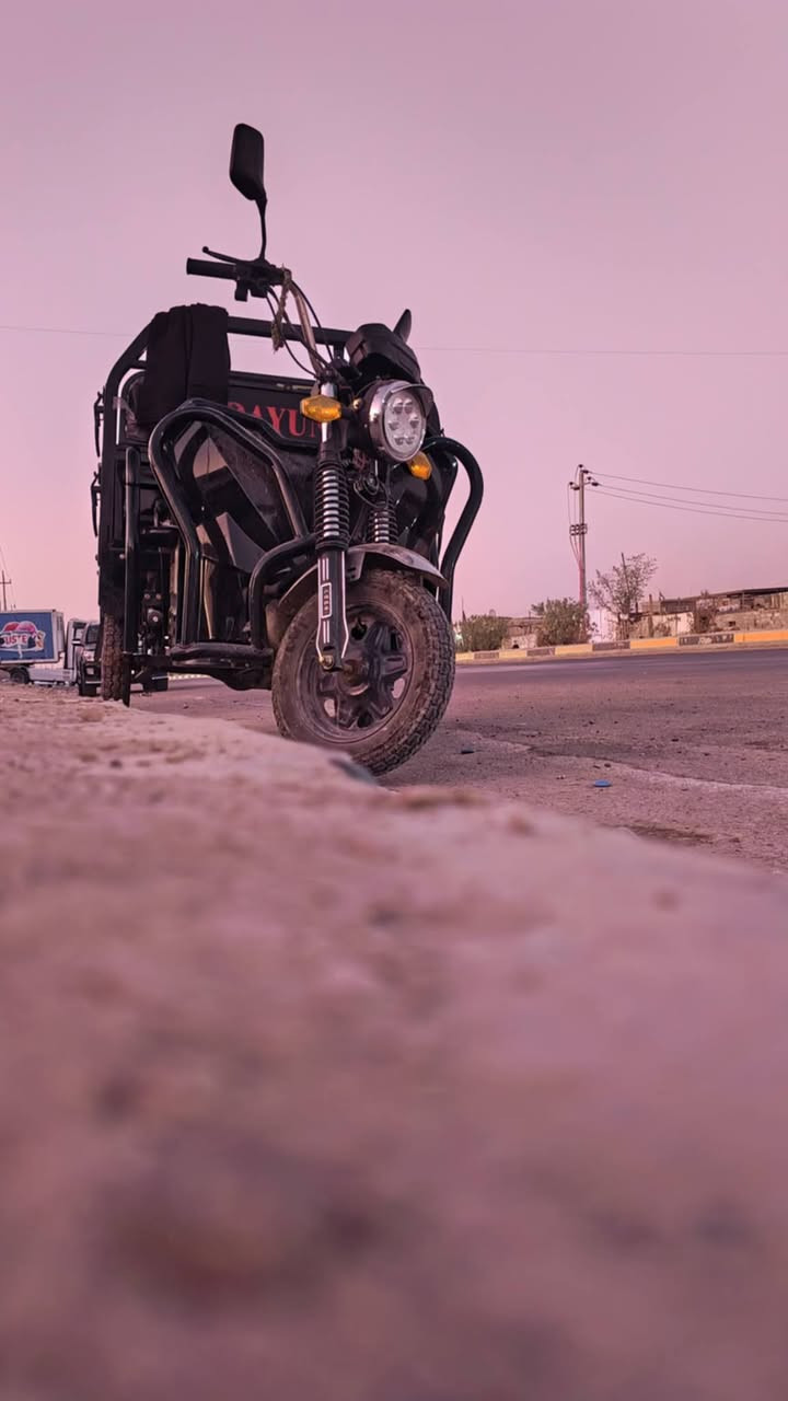 للبيع ستوته شحن، 2025 نضيفه رمبه ما ماشيه
للاستفسار واتساب "***********" 
سعر مليون ونص او بيهه مجال
