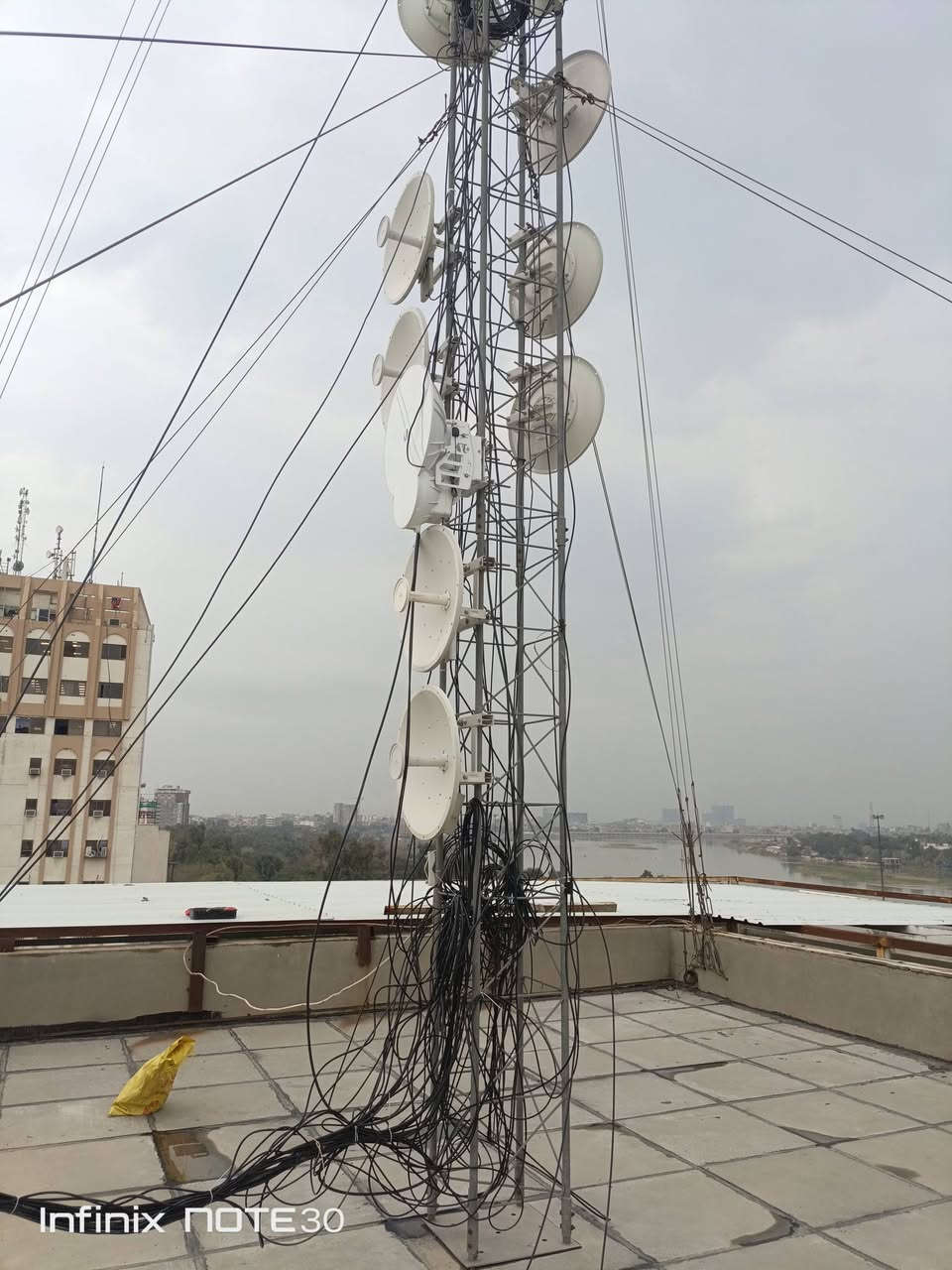 سلام عليكم 
تم صيانه برجين 
برج في منطقة الشعلة ١٢ متر 
وبرج في ابو نؤاس رباعي ١٥ متر 
يوجد كادر فتح ونقل وشد وصيانه ابراج 
***********
***********
واتساب
