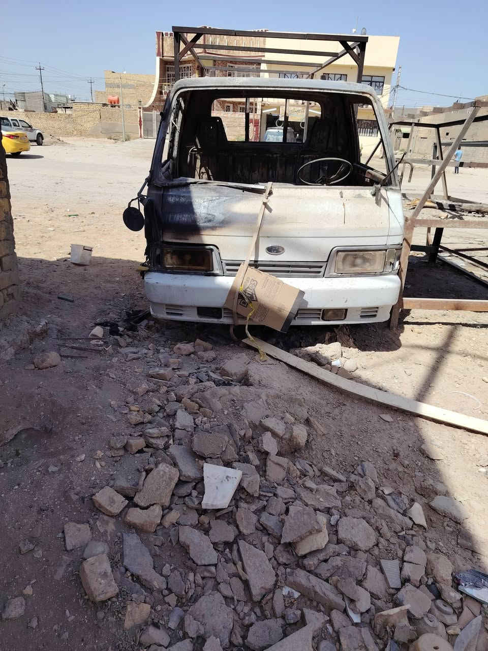 كيا للبيع المكان الديوانية
***********
