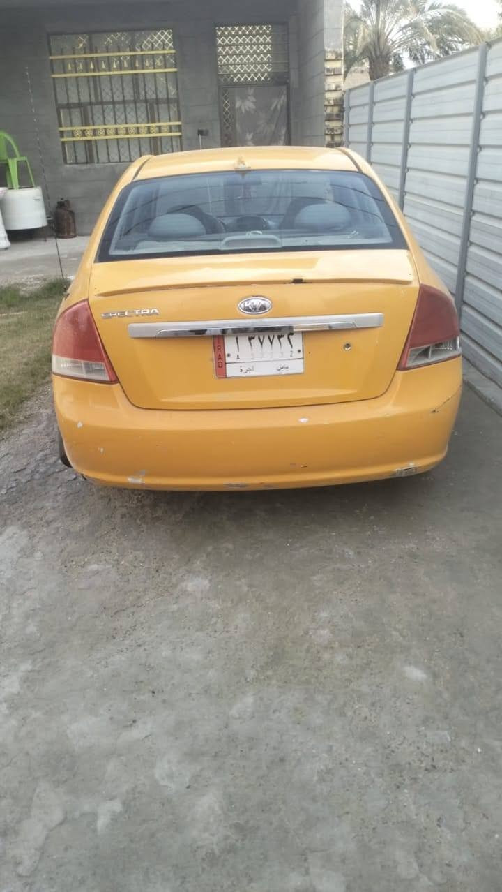 السلام عليكم من رخصت مدير الكروب سياره اسبكتره 2008امريكي سياره مكفوله عيب شرعي مكينه وكير وحداديه كفاله وتخم تاير من عده حادث أمريكي جاملغ  خلفي السعر 72وبيه مجال مكلف بنشر والاتصال  علا خط *********** المكان بابل لتحويل مباشر
