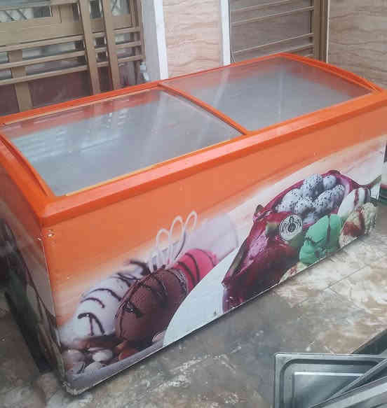 عارضة بطحية...
شغالة عل الفحص..شرط تجميدها فووول 
بلادية مداخلة تصليح 
ب ٢٢٥ الف
بغداد الشعب ***********
موجود اتصال واتساب
