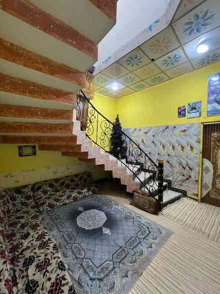 #اسعد_الله_اوقاتكم_بكل_خير⁉️👋🏼
*********** ابو مهدي
‏***********

#المساحه 100متر
#جنس_العقار ::  وقف اصولي

#العنوان :: البصره أبي الخصيب ام نعاج

#يحتوي البيت على غرفه
و ديوان
و مطبخ و صاله
و مناور عدد 2
و صحيات داخلي وخارجي  

#البيت جاهز من كلشي 
كامل من مقطوره و كيزر و ماطور

جميع الخدمات متوفره ماء كهرباء  
#السعر (( 53 مليون وبي مجال 
#للاستفسار الاتصال على الهاتف 📳📞
📳***********ابو مهدي )📳
