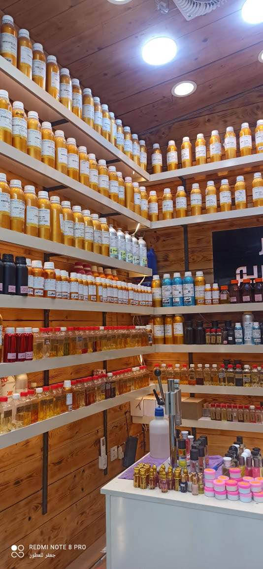 ✨ تصفية محل عطور متكامل –في العمارة 🧪
فرصة مميزة لأصحاب المشاريع ومحبي تجارة العطور 🌟
تصفية كاملة لبضاعة محل عطور جاهزة للشغل والربح فوراً

💎 الزيوت العطرية :
▪شركة أسانس الفرنسية–جودة عالية، ثبات وفوحان قوي
▪ شركة AMSA – معروفة بقوتها وثباتها بالسوق
▪ تشكيلة مميزة ترضي جميع الأذواق

🧴 العلب:
▪ شيش تعبئة بأحجام (30 مل و50 مل) موديلات أنيقة ومطلوبة
▪ شيش عرض 500 مل – تضيف هيبة وجاذبية للمحل
▪ شيش تعتيق 500 مل – مثالية للخلطات الخاصة ورفع جودة العطر
🔥 
✔ بضاعة أصلية ومجربة بالسوق
✔ مناسبة لفتح مشروع أو تطوير محل قائم
✔ تشكيلة جاهزة بدون تعب أو انتظار
📍 الموقع: العمارة
📞 للاستفسار والتواصل: ***********

💬 ملاحظة:
البضاعة “شغل نظيف” ومو للتجربة، واللي يعرف بالعطور راح يميز قيمتها من أول نظرة عمارة, ميسان
