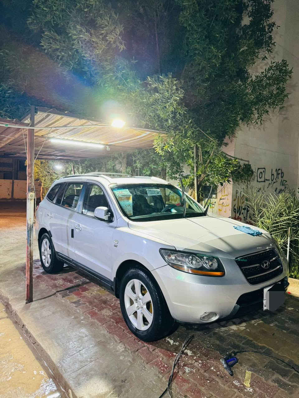 السلام عليكم سنتافي 2009 كاز سوبر جارج حصه كاز بكل العراق  كصه وحده والباقي كفاله دخول جديد كير محرك تبريد كهربائيات تخم تاير حداديه جديده. متومه طبق الاصل شمالي . مكان ميسان العماره للاستفسار ***********
