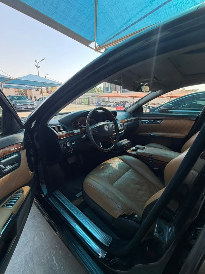 مرسيدس s500 
موديل ٢٠٠٦
محدث دعاميات و لايتات ٢٠١٣
سونر السيارة واضح بيه التفاصيل رقم بغداد مميز
السعر ١٥٥$


**إذا كنت صاحب هذا الإعلان وتريد حذفه لأي سبب، رجاءا أرسل رسالة إلى الدعم الفني**