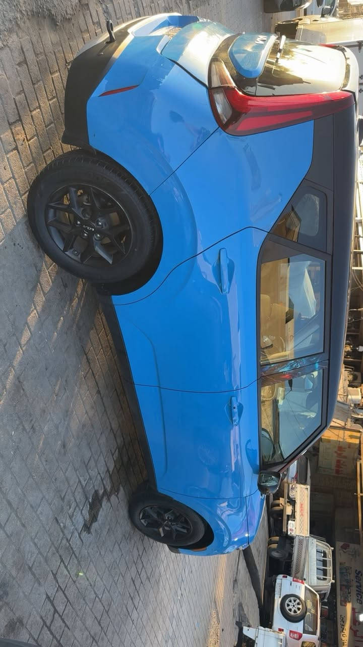 السلام عليكم
للبيع كيا صول 2023 رقم بغداد الجديد
لون مميز تو كلر ازرق وقماره سودة
ماشيه 20000mi
المواصفات
السيارة فول عدا الفتحة
شاشة دجتل  
محرك 2000 
شاحن لاسلكي
رادارت
شاشة كبيرة
تبرد بيانو
تحديد مسار
قيادة شبه ذاتية
توقف ذاتي 
تنبيه عند مغادرة المسار
كروس سرعة
حساسات 360 درجة
وضعيات قيادة  
تشغيل عن بعد
كشنات فول كهرباء
وبعد بيها مواصفات
حادثها صندوك وصبغ بالجاملغ الخلفي
السعر ١٦٠ 
مكان السيارة بغداد 
للاستفسار ***********
