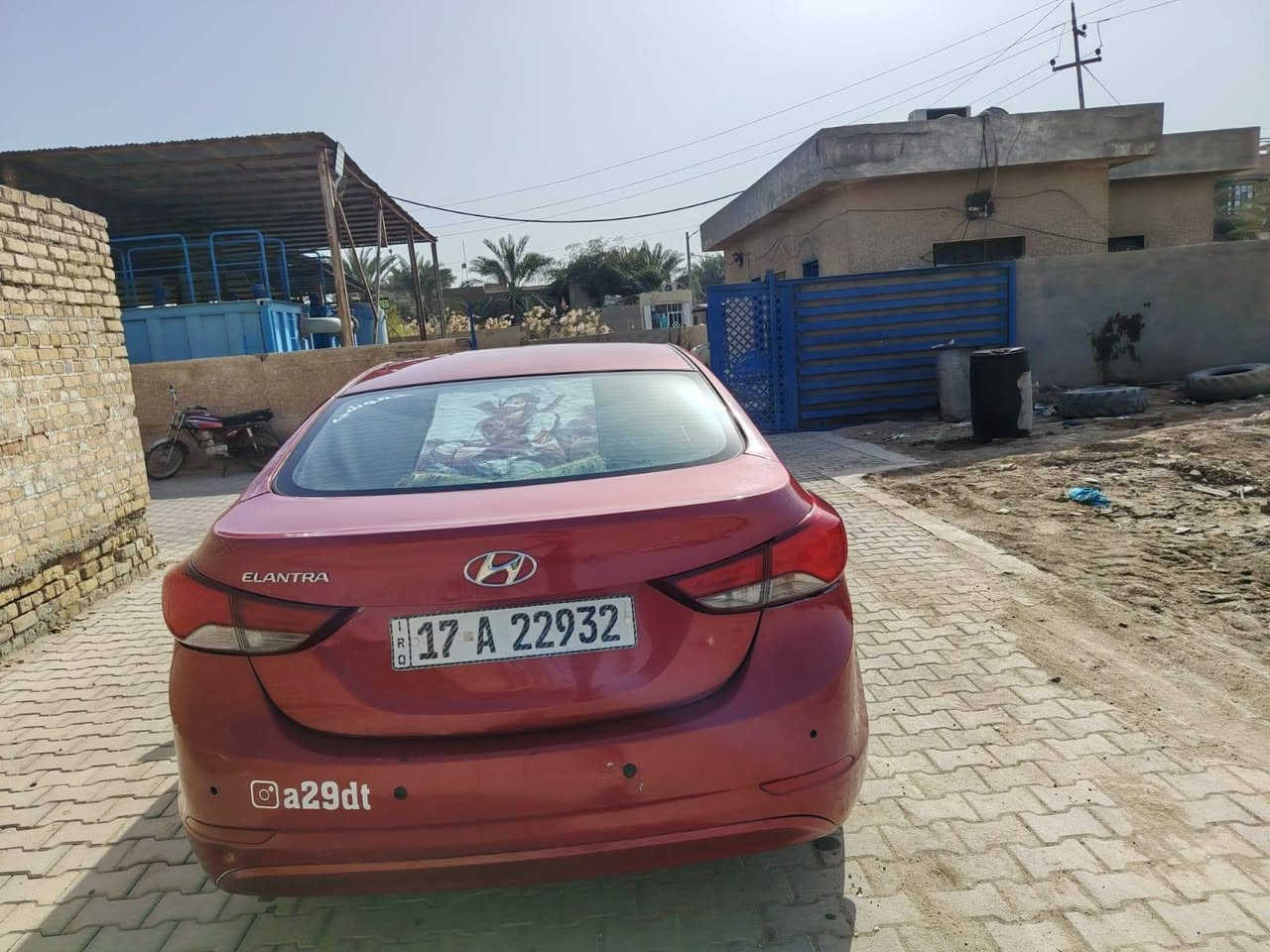 السلام عليكم النتره مديل 15خليجي
العنوان الرميثه التفاصيل بل فيديو بيه جاملغ وشويه من باب السايق

وبنيد مبدل ***********
