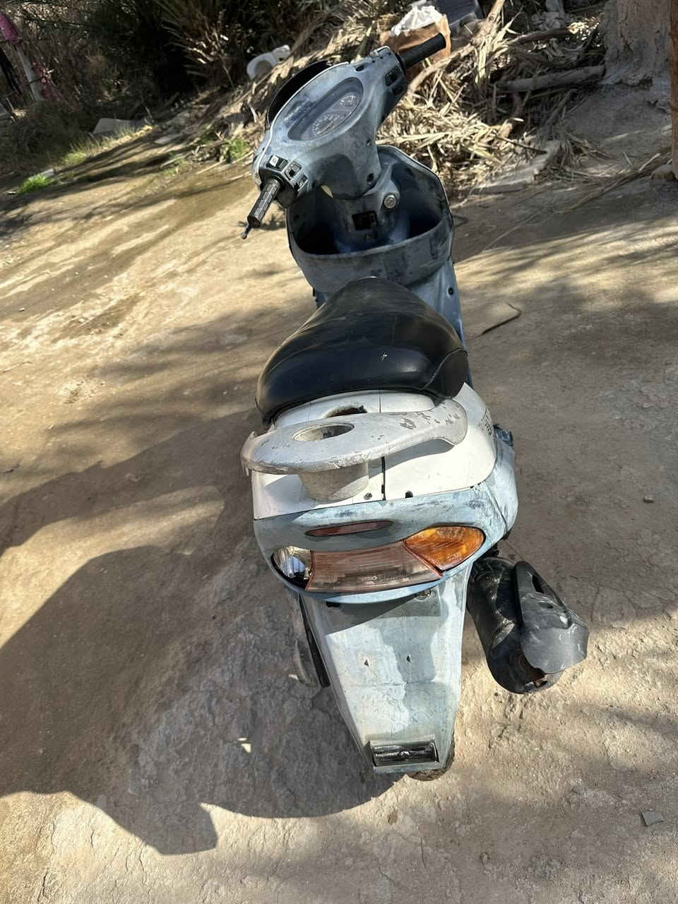 دراجه كامكو للبيع مكاني ابو صخير دراجه الياباني القديم محتاجه شوي ترتيبات بس حاليا نكره سلف درجاه حلوه السعر 300وبيه مجال رقمي
كهربائيات كله شغاله سلف لايت اشاير  هورن 

***********
