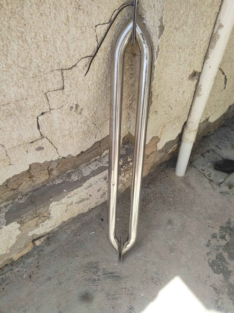 السلام عليكم للبيع درع خلفي نظيفات ما بيهن ولا صدعه اثنينهن سعرهن 40 وبيهن مجال جدا بسيط مكان بغداد العبيدي رقمي اتصل ***********
