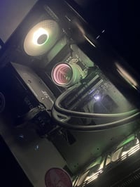 للبيع 900 وبيها مجال msi 3060ti كارت  amd 5600x معالج  Ram 16  hdd 1t ...