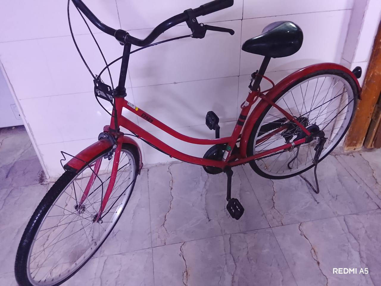 🚲 للبيع باسكل حجم 26
بحالة جيدة جداً، نظيف وما بيه مشاكل أو شي مناسب جدا للاستخدام اليومي
السعر:  ،70 وبيه مجال للشراي
الموقع: بغداد [  الدورة ابو دشير]
للتواصل: ***********
