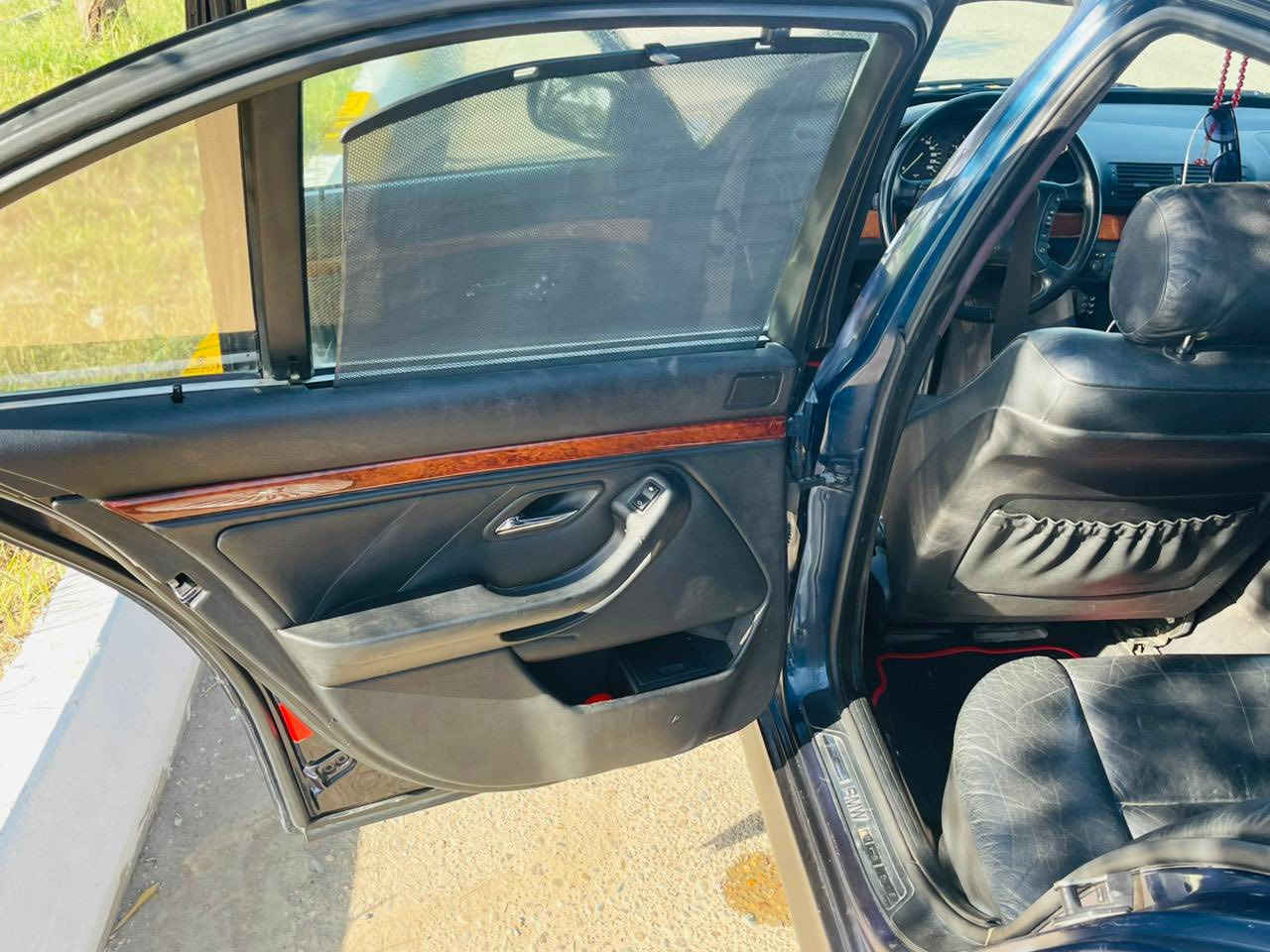 Bmw صقر 99 للبيع
حجم540 مكينه 44 

كير تبترونك 

مصبوغه عام جماليه بدون معجون بدون ضربه 

رقم ديالى دولي تحويل مباشر 

مكينه كير كفاله 

الصور موجوده بيها كل تفاصيل السياره 

مكان السياره صلاح الدين الضلوعيه 

السعر 92 بيها مجال بسيط 

للاستفسار :***********
