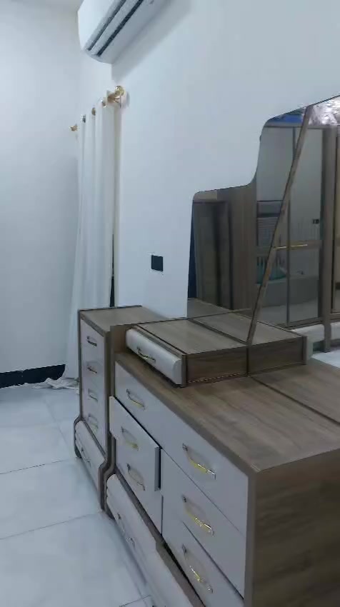 غرفه نوم مستعمله تركيه باب اول ثقيله وضخمه للبيع السعر جدا مناسب ٦٥٠بيع مستعجل أضرار بسيطه فقط المجرات رايدله ادامه وسلايد الكنتور. مكاني البصره المطيحه السراجي


**إذا كنت صاحب هذا الإعلان وتريد حذفه لأي سبب، رجاءا أرسل رسالة إلى الدعم الفني**