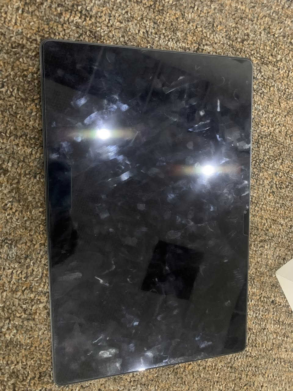 سلام عليكم ايباد للبيع بلاك ڤيو ميكه 8 ذاكره 256 يشغل 60 فريم  بي ضمان من الشركه 200 يوم اذا انكسرت الشاشه تروح للشركه يبدلوهه الك وصل +سنه كامله صيانه الضمان عندي ويا هدايه + قلم لمس+ماوس+كيبورد بلاتوث+ حافضه عنواني نجف الرضويه اني اشتريته ب 250 اريده ب 200 قفل مستعجل ع بيعته للتواصل واتساب ***********
