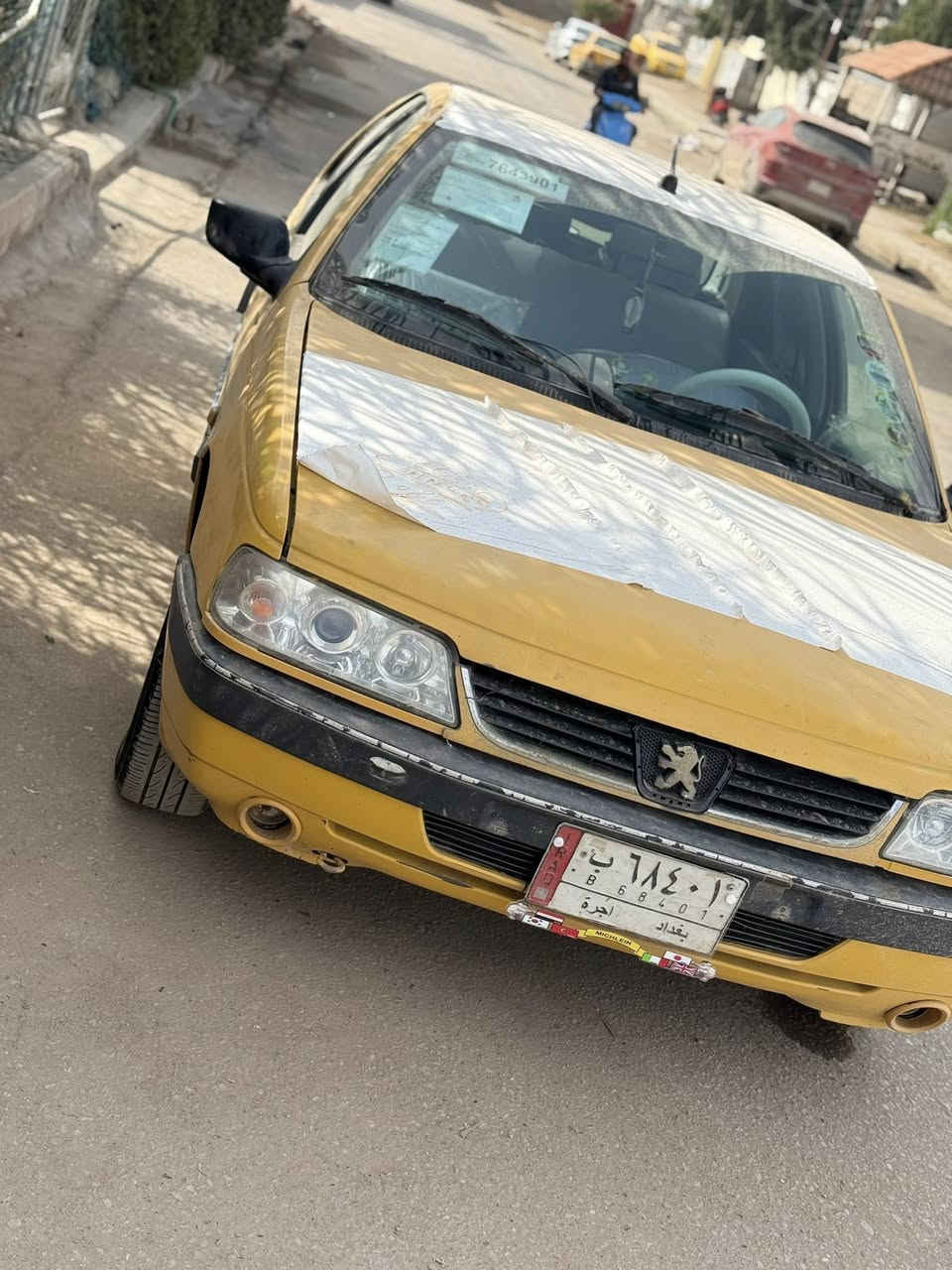 السلام عليكم ٤٠٥ ٢٠١٢ كفاله من الضربه والتبديل جاهزه من كلشي مكينه كير فرنسي حداديه تخم تاير كله جديد   بيه تعمير بس الدوس فقط مصفره ماعليه ربع المكان ديوانيه التصال *********** ب٣٣ وبيه مجال
