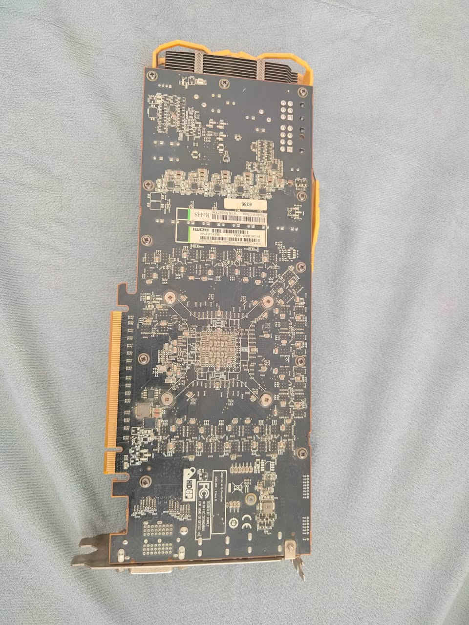 AMD Radeon 9 290
سعره 90 وبي مجال او مراوس بكرت ثاني اقوى وانطيك فرق الكرت نظيف مفتوح مبدل معجون حراري 
مكاني دور الشرطة يم محطة الكندي تصير وره الحيانيه


**إذا كنت صاحب هذا الإعلان وتريد حذفه لأي سبب، رجاءا أرسل رسالة إلى الدعم الفني**