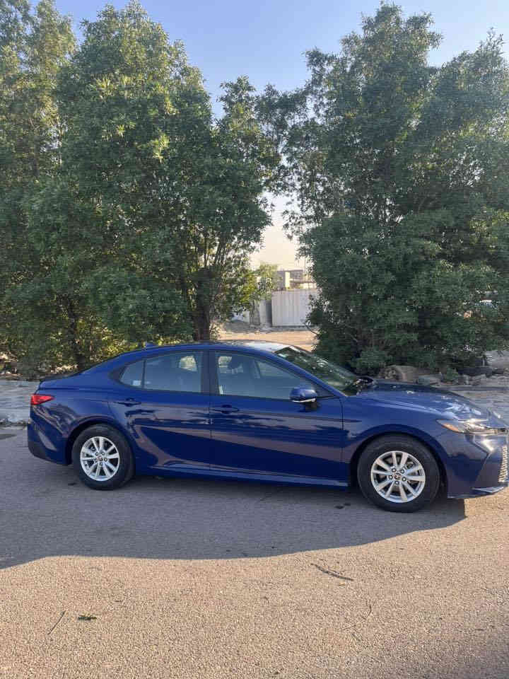 السلام عليكم كامري 2025 EL هايبرد  
اخوان السيارة سعرها 189 مجال شي بسيط وماكو 2025 بهيج سعر حتة البيها احزام أغلى منها 😂😂😂
بيها صبغ 4 قطع باب السايق +الباب خلف السايق +جاملغ+بنيد 
موصفات السيارة 
بصمة 
قطعتين تبريد
تحديد مسار 
مثبت سرعة 
سياقة شبه ذاتية 
نقطة عمياء 
شاحن لاسلكي 
كار بلي لاسلكي 
وموصفات الel المعروفة 
رقم بغداد ب اسمي 
اخوان 189 مجال شي بسيط 
عنواني بغداد الكرخ 
***********
***********
