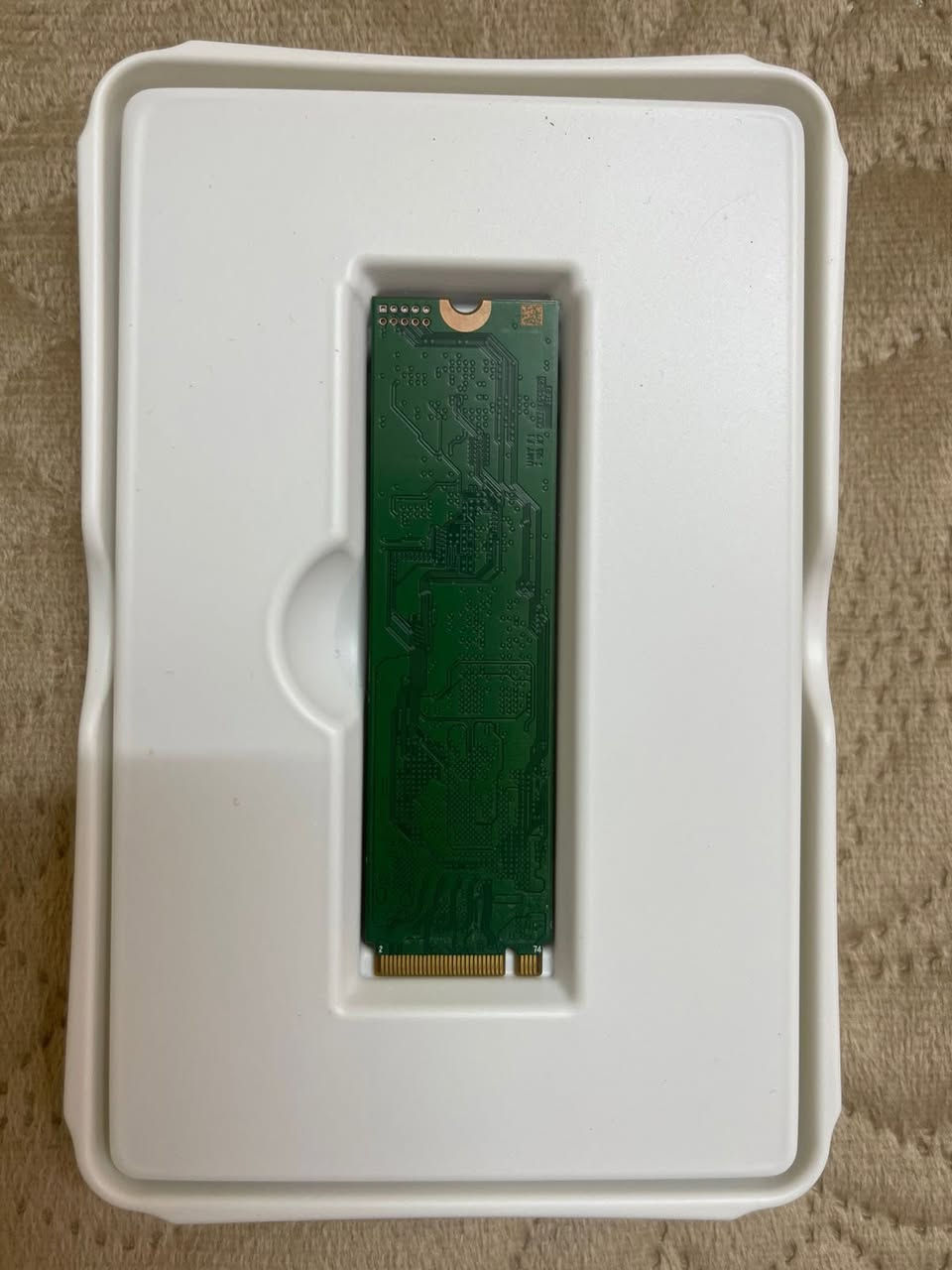للبيع SSD M.2 NVMe أصلي 🔥
الماركة: SK hynix
السعة: 512GB
النوع: NVMe سريع جدًا
الحالة: ممتازة / نظيفة
قطعة أصلية وارد الإمارات 🇦🇪
مناسبة لتسريع اللابتوبات والألعاب والبرامج الثقيلة

💰 السعر: 150,000 الف دينار 
📍 الموقع: بغداد
📩 التواصل خاص


**إذا كنت صاحب هذا الإعلان وتريد حذفه لأي سبب، رجاءا أرسل رسالة إلى الدعم الفني**