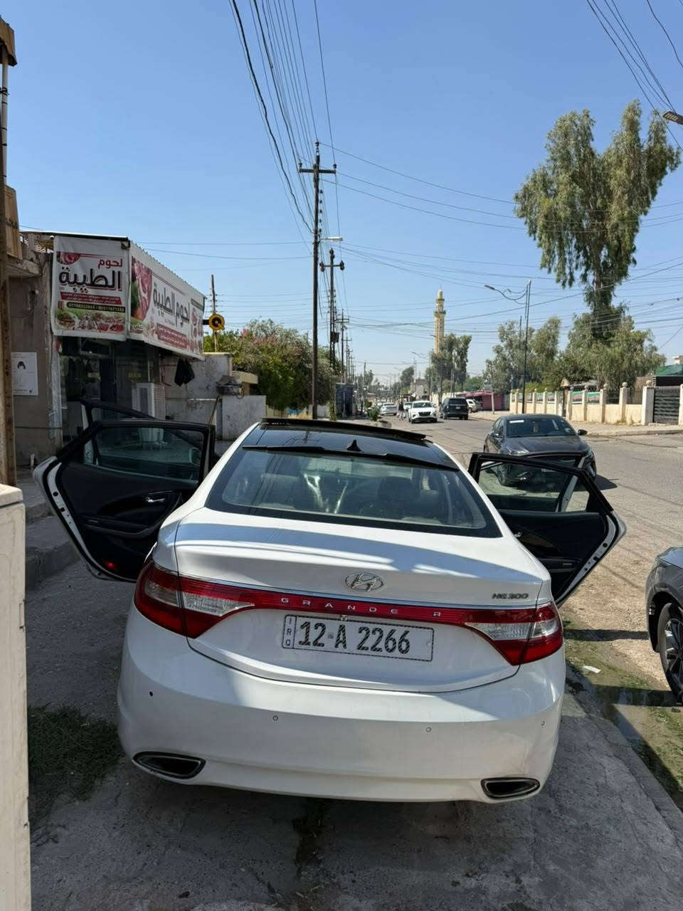 للبيع ازيره اكراند فول مواصفات 1/1كشنات جلد حار بارد فتحه سقف رادارات امامي خلفي محرك 3600 لون ابيض صافي رقم نينوى دولي سياره بسمي الستفسار على ارقام ***********/***********
