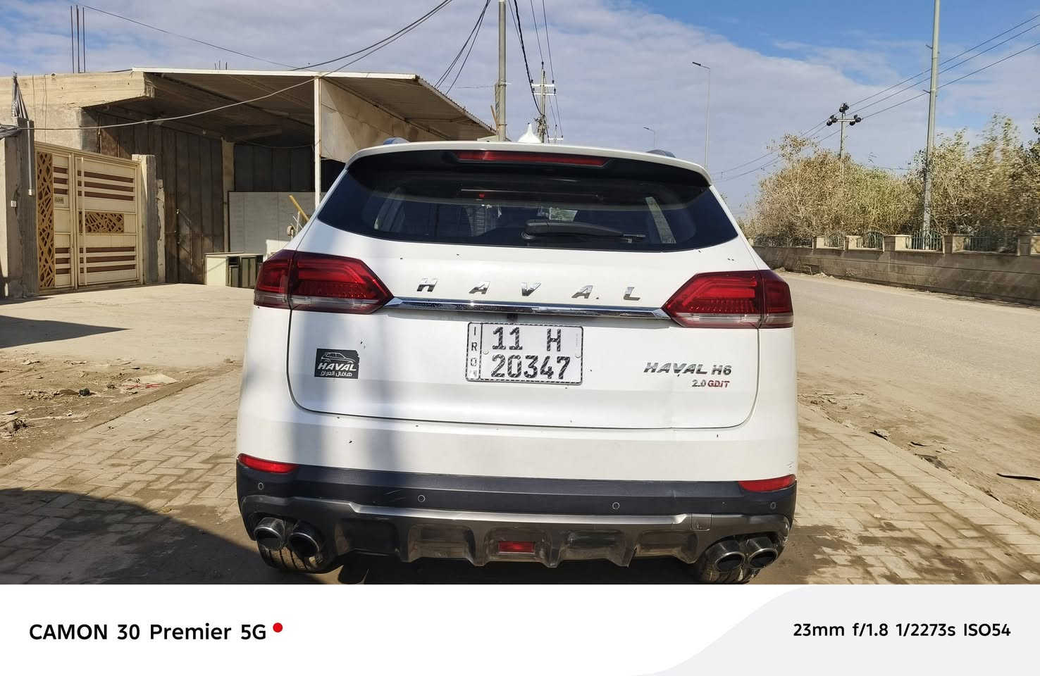 السلام عليكم
سيارة هافال H6 موديل 2021 

فول مواصفات 

بانوراما 

دواخل لون مميز 

وكشنات جلد 

وتحكم ستيرن 

وكامره دواره 

ومودات قياده 

شاشة كار بلي 

السياره مكفول كفاله عامه 

عداد المسافة  100 الف 

مكان السيارة النجف الأشرف

السعر 145$ وبيها مجال 

للتواصل : ***********
