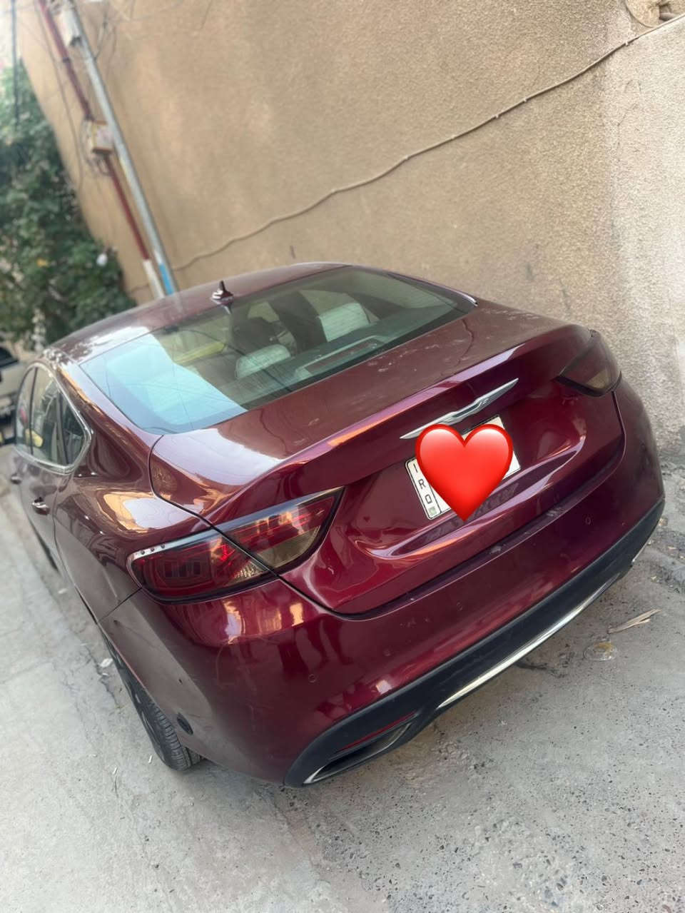 السلام وعليكم سياره c 200 موديل 2016 بااسمي تحويل مباشر مكينه 2400 جديده شاده جديد حادثه جنطه خفيف بدون دواخل بجم كبس مكفول لا لغد ولا شاصي مصبوغه 5 قطع اعتبر حزام لاتعبك ولاتعبني
_شاشه كبيره 
_كشن كهرباء
_فتحه 
_بصمه ابواب 
_كير ماوس 
_سترين تحكم 
_بيها منظومه غاز
 صدر نظافه 70‎%‎ نقص كمبريسر تبريد فقط لان منظومه تبريد كلها جديده فقط كمبريسر عطل 
مكاني بغداد حي تونس *********** 
السعر 97 ورقه وبيها مجال
